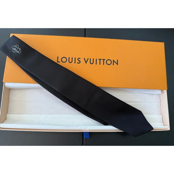 LOUIS VUITTON SPECIAL EDITION EMPLOYEE Forever Louis Vuitton Necktie*NEW IN BOX - Picture 4 of 5